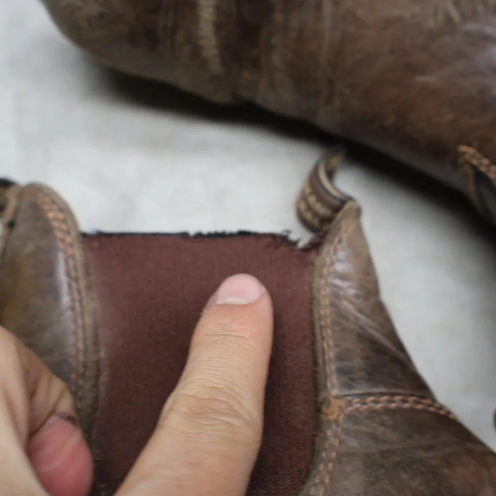 Blundstone‎ Mens 8 Chelsea Boots Brown Leather Rugged Slip On Workwear READ